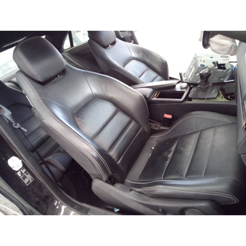 mercedes-benz clase clk (w207) coupe del año 2009