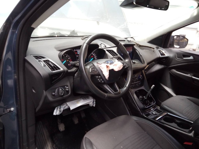 ford kuga (cbs) del año 2019