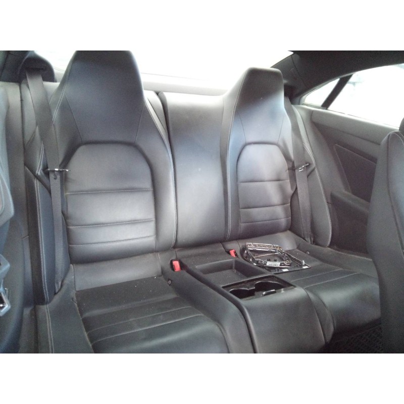 mercedes-benz clase clk (w207) coupe del año 2009