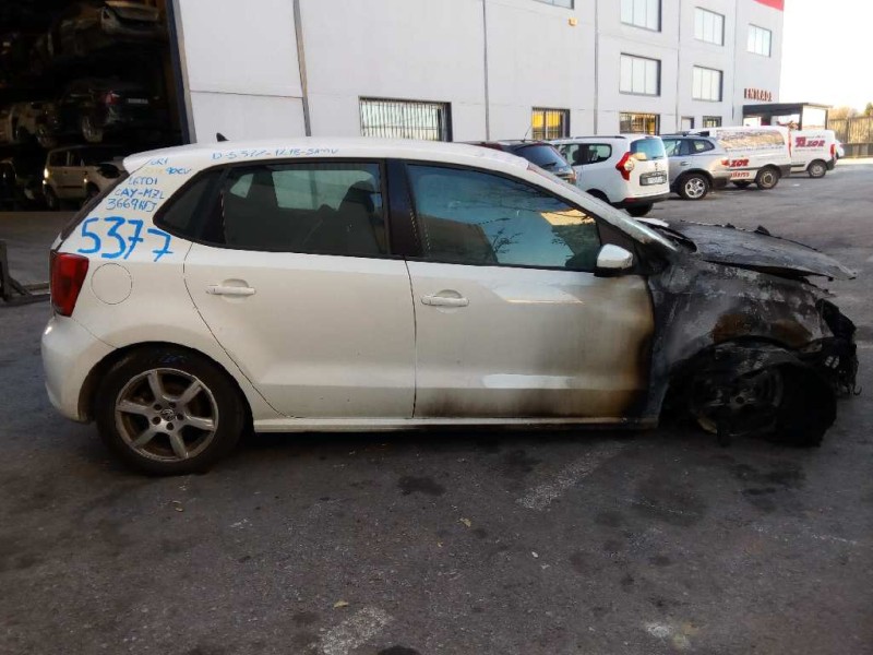 volkswagen polo (6r1) del año 2011