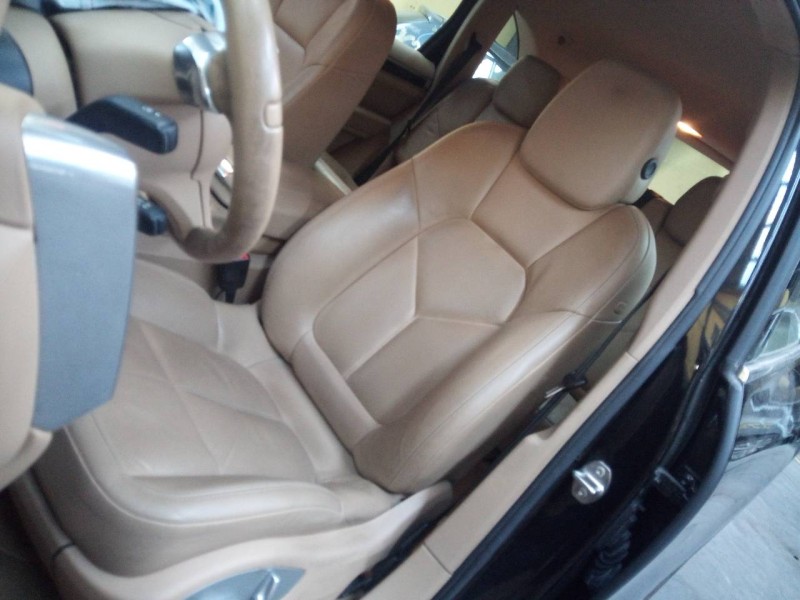 porsche cayenne (typ 92aa) del año 2011