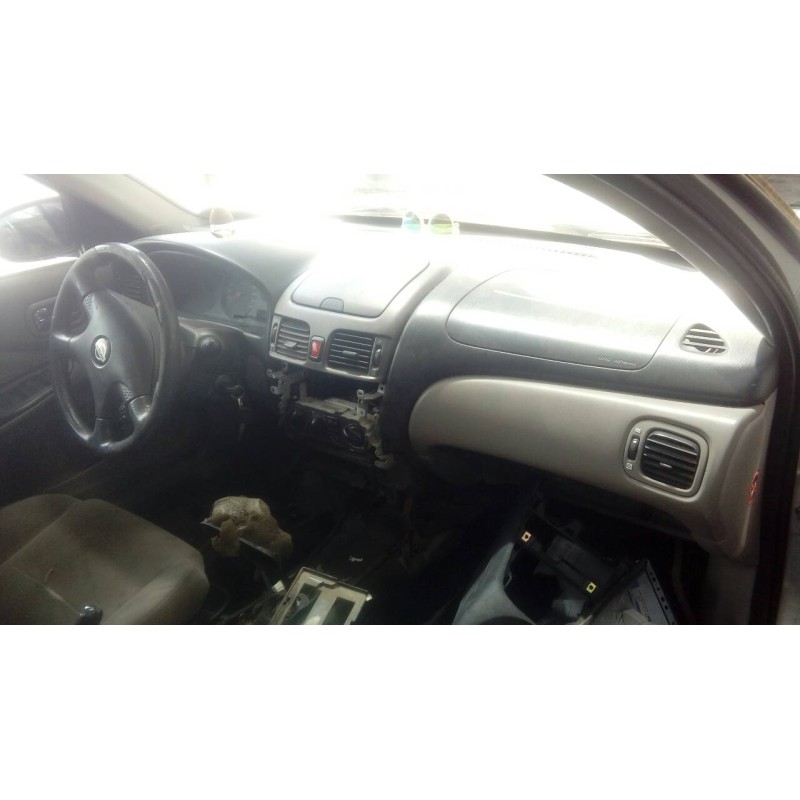 nissan almera (n16/e) del año 2002