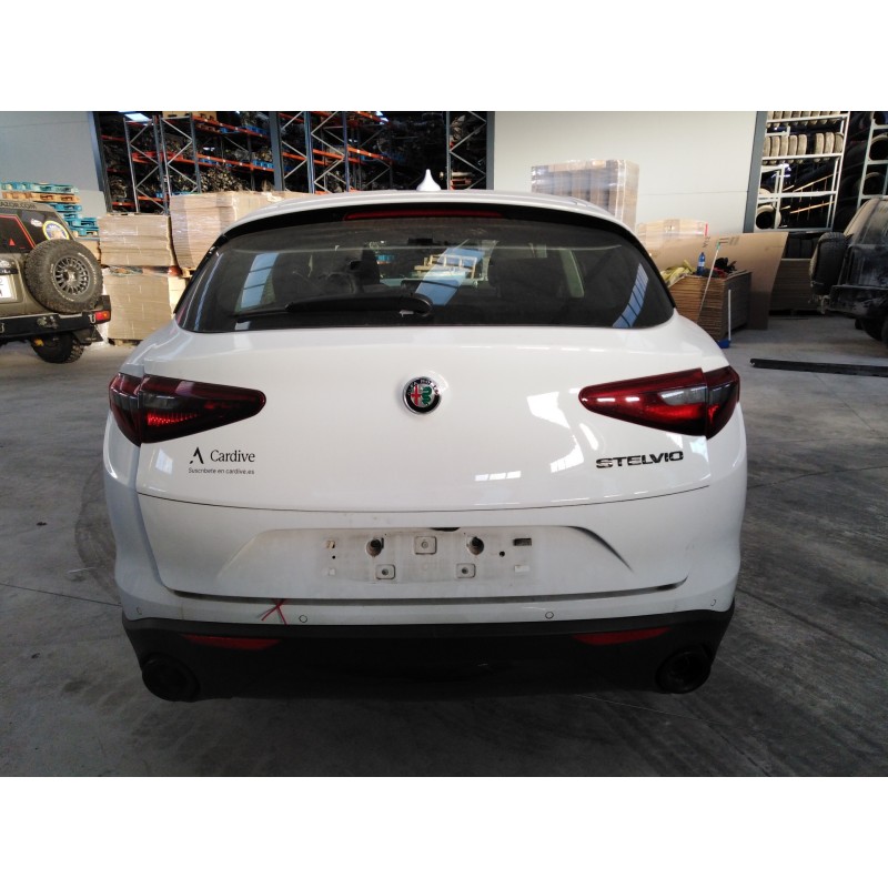 alfa romeo stelvio (630) del año 2021