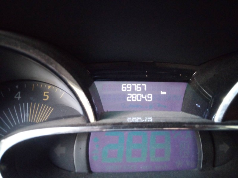 renault clio iv del año 2012