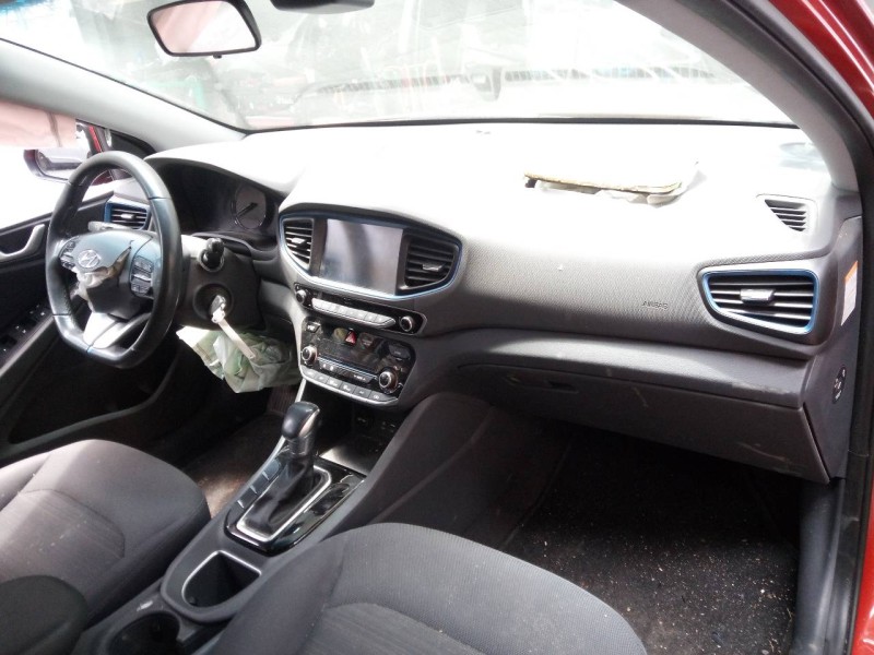 hyundai ioniq del año 2017