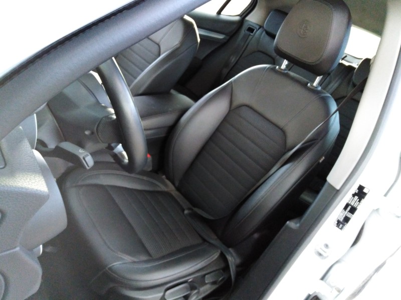 alfa romeo stelvio (630) del año 2021