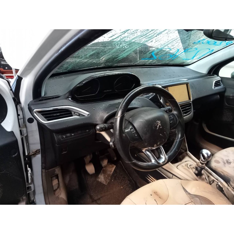 peugeot 2008 (--.2013) del año 2013