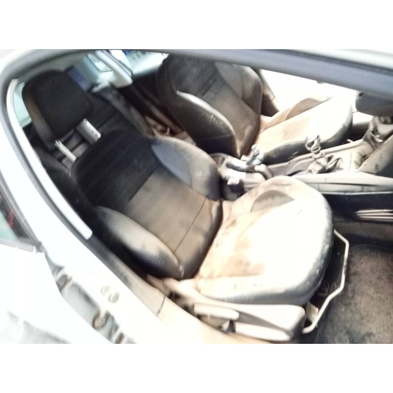 peugeot 2008 (--.2013) del año 2013