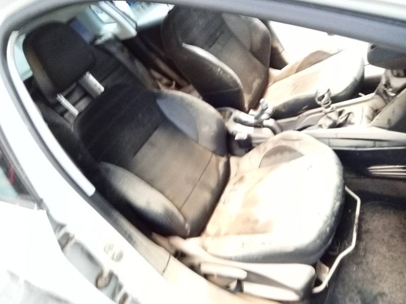 peugeot 2008 (--.2013) del año 2013