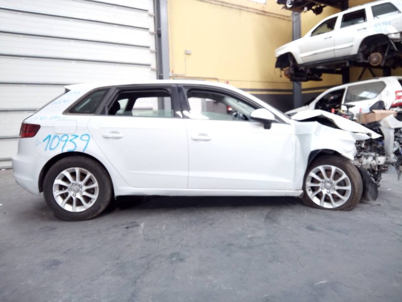audi a3 sportback (8va) del año 2014