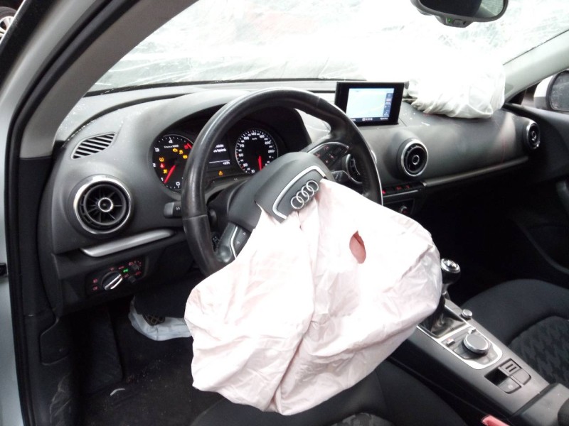 audi a3 sportback (8va) del año 2014