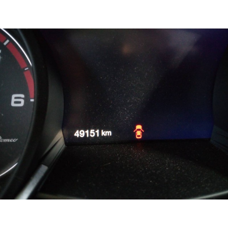 alfa romeo stelvio (630) del año 2021