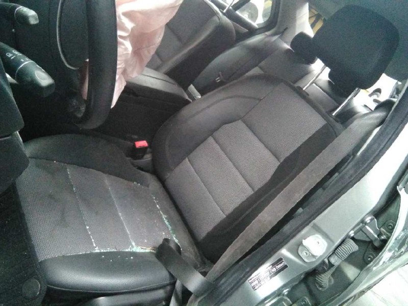 mercedes-benz clase c (w204) berlina del año 2012