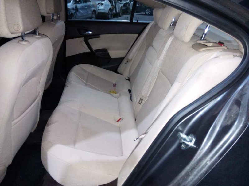 opel insignia berlina del año 2009