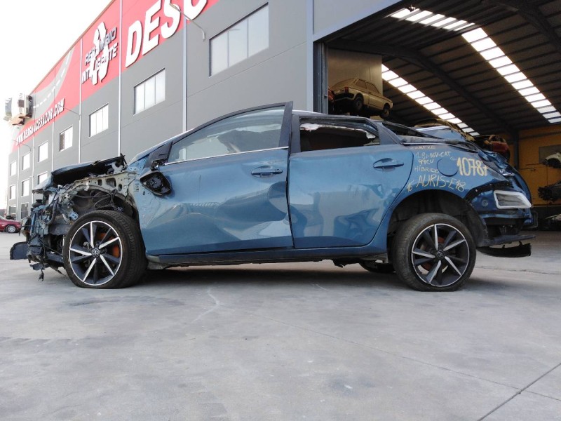 toyota auris touring sports (e18) del año 2018