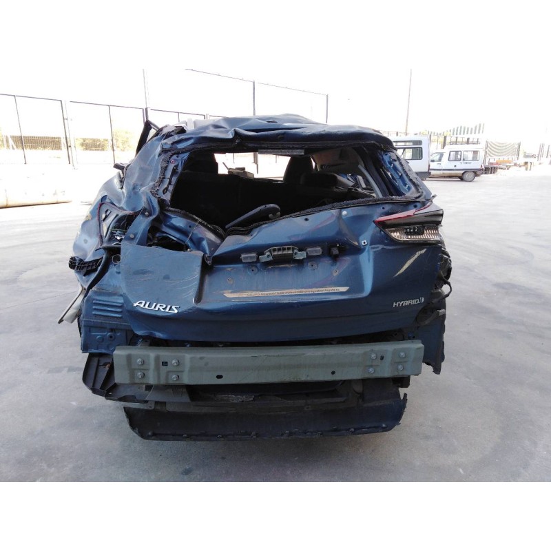 toyota auris touring sports (e18) del año 2018