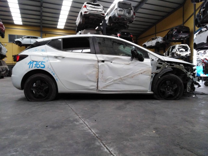 opel astra k lim. 5türig del año 2017