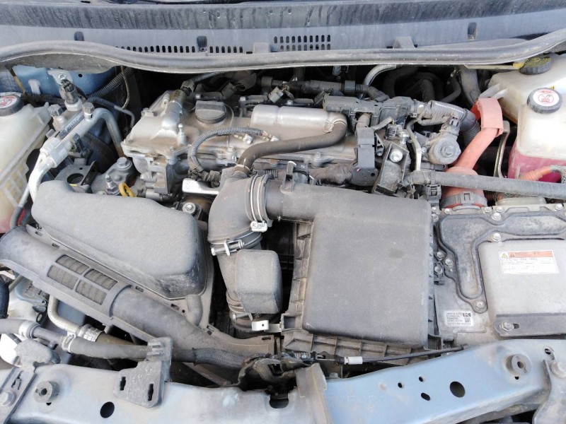 toyota auris touring sports (e18) del año 2018