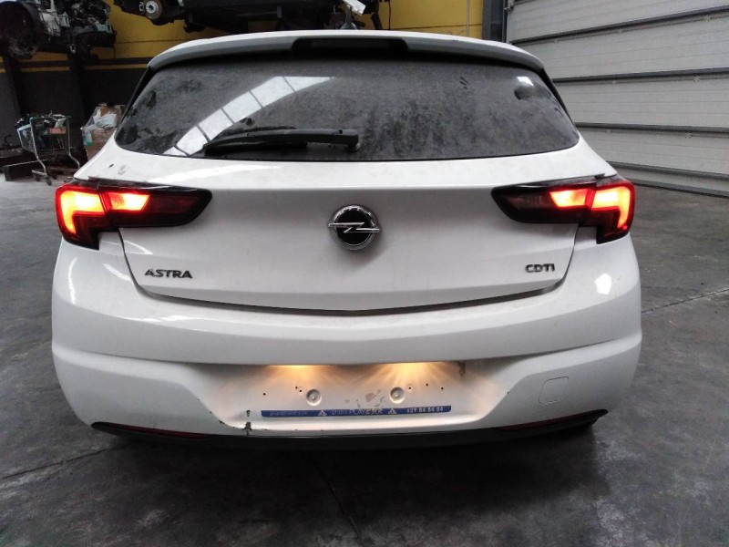 opel astra k lim. 5türig del año 2017