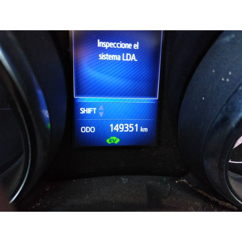 toyota auris touring sports (e18) del año 2018