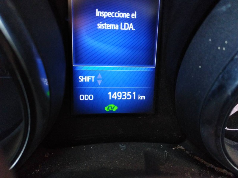 toyota auris touring sports (e18) del año 2018