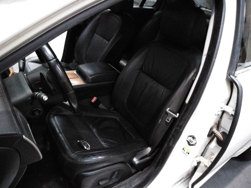 jaguar xf del año 2008