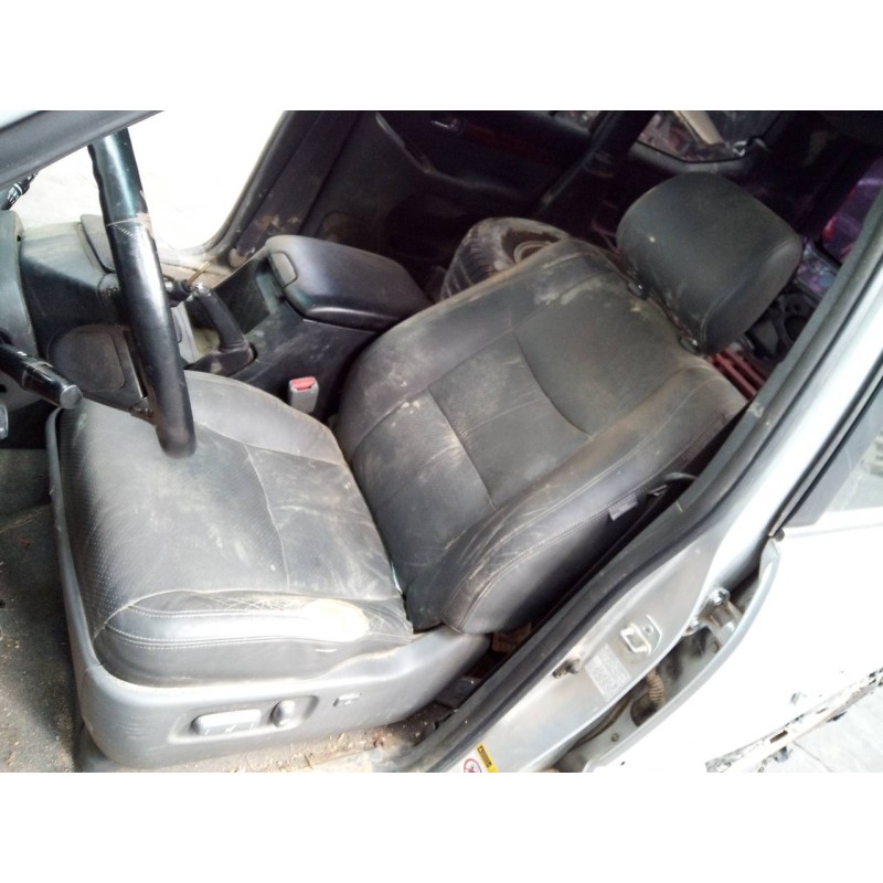 toyota land cruiser (j12) del año 2004