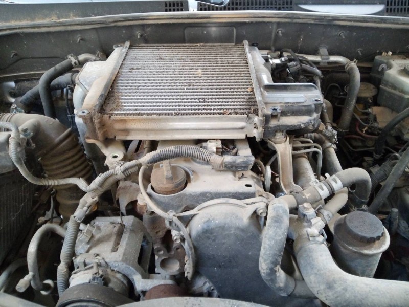 toyota land cruiser (j12) del año 2004