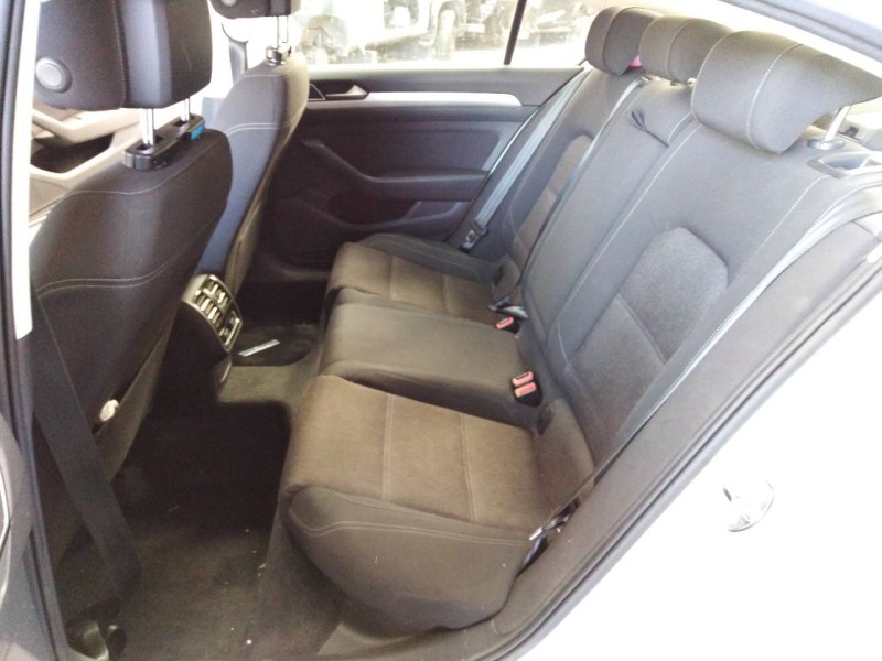 volkswagen passat lim. (3g2) del año 2018