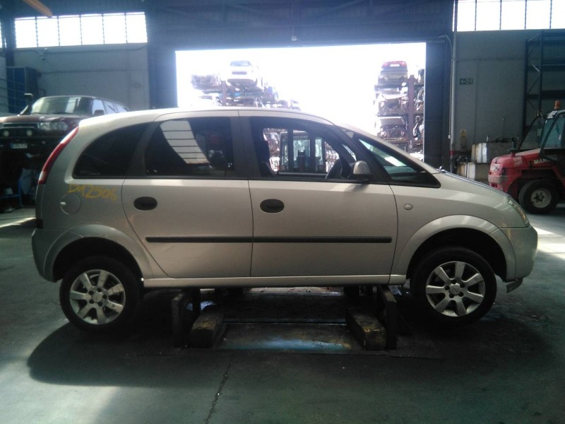 opel meriva del año 2005