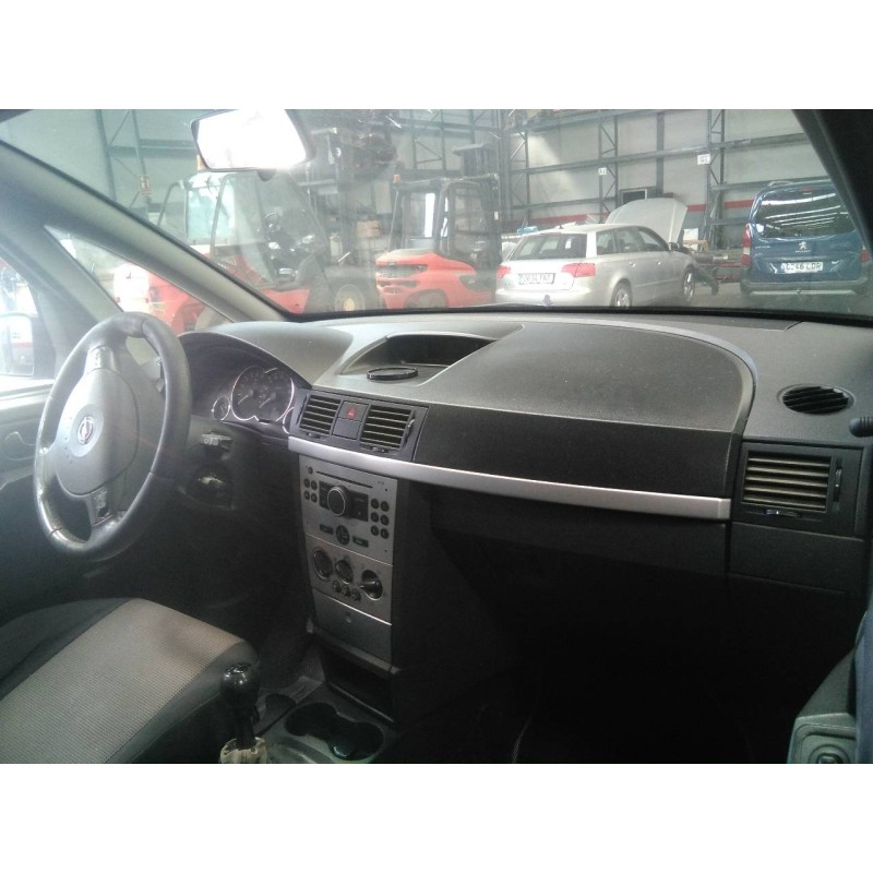 opel meriva del año 2005