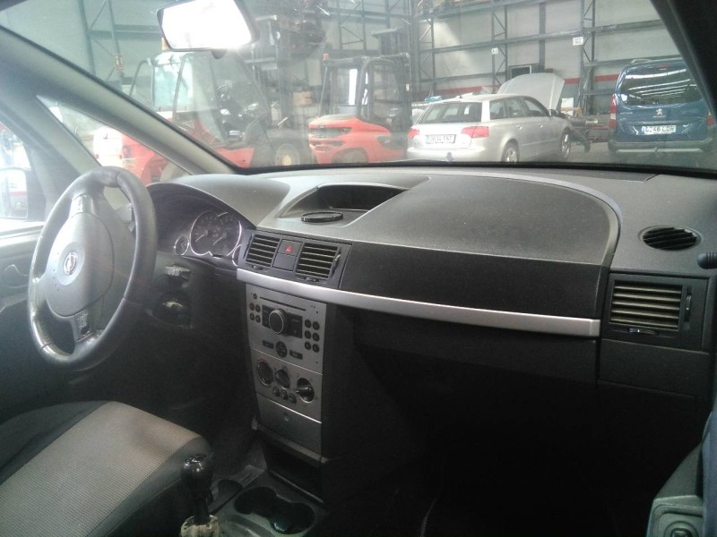 opel meriva del año 2005