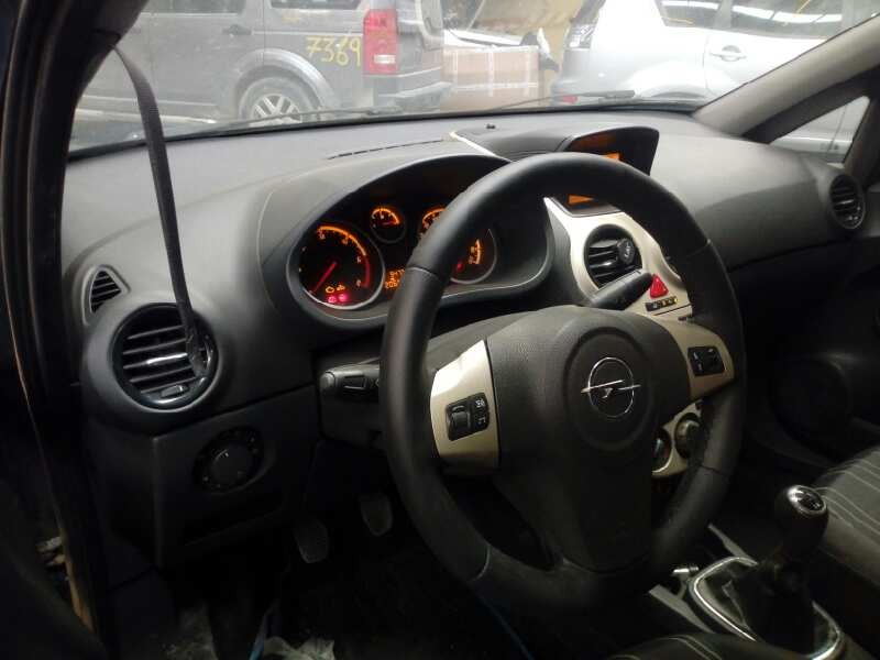 opel corsa d del año 2008
