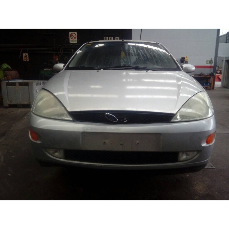 ford focus berlina (cak) del año 2002