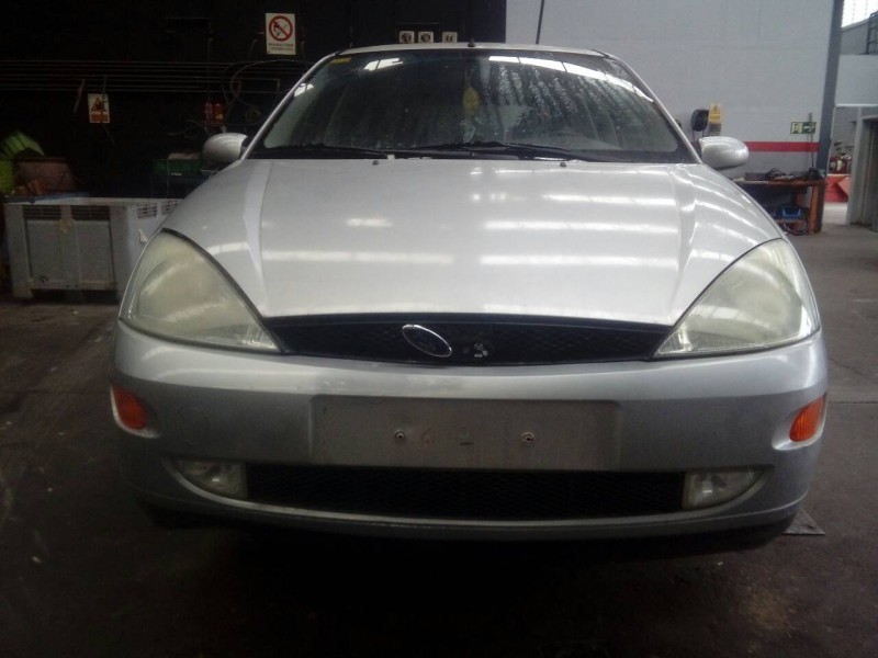 ford focus berlina (cak) del año 2002