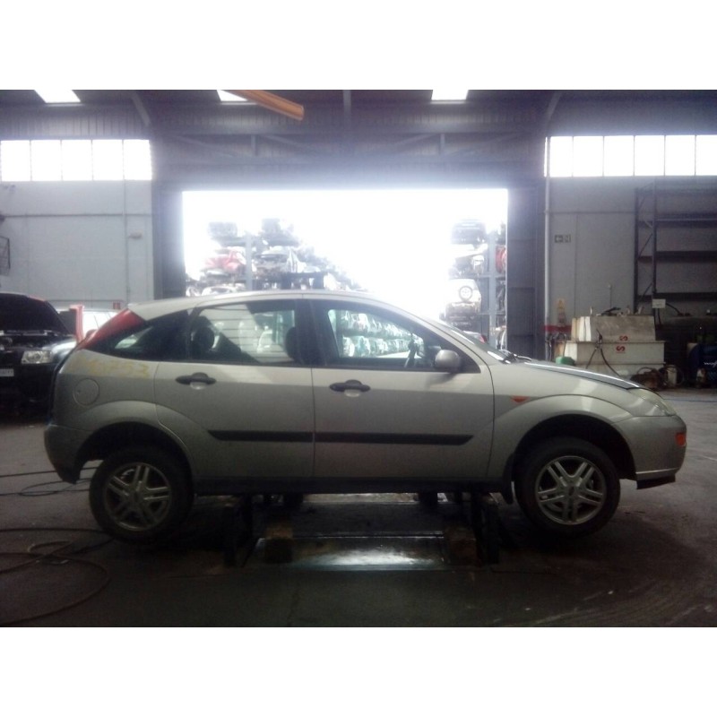 ford focus berlina (cak) del año 2002