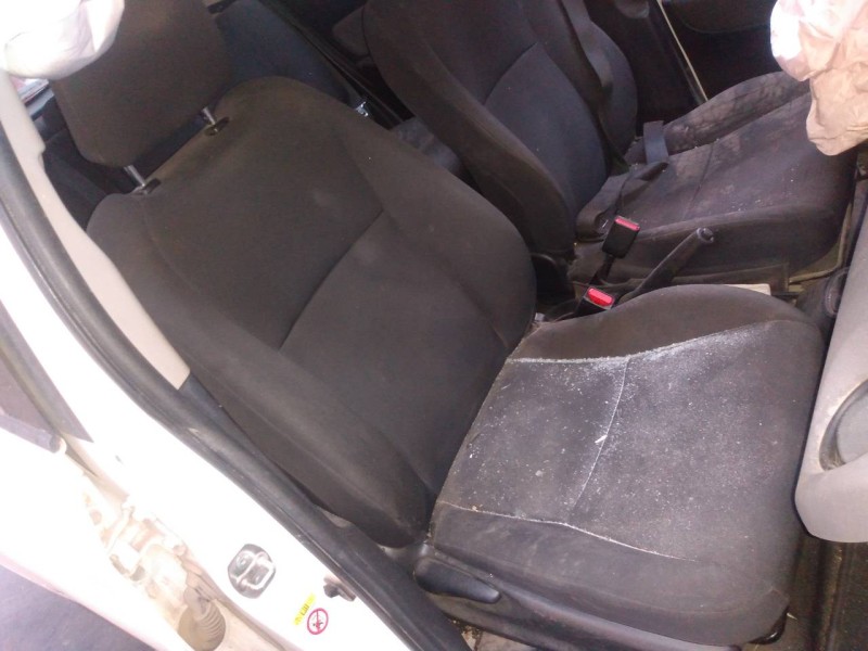 toyota yaris del año 2016