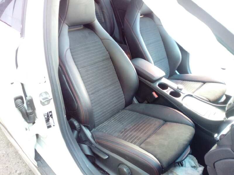 mercedes-benz clase gla (w156) del año 2013