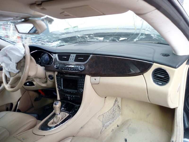 mercedes-benz clase cls (w219) del año 2005