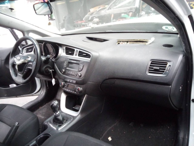 kia cee´d sporty wagon del año 2012