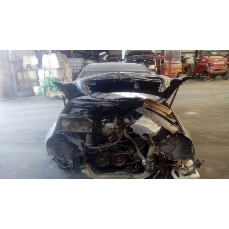 mercedes-benz clase c (w203) berlina del año 2001