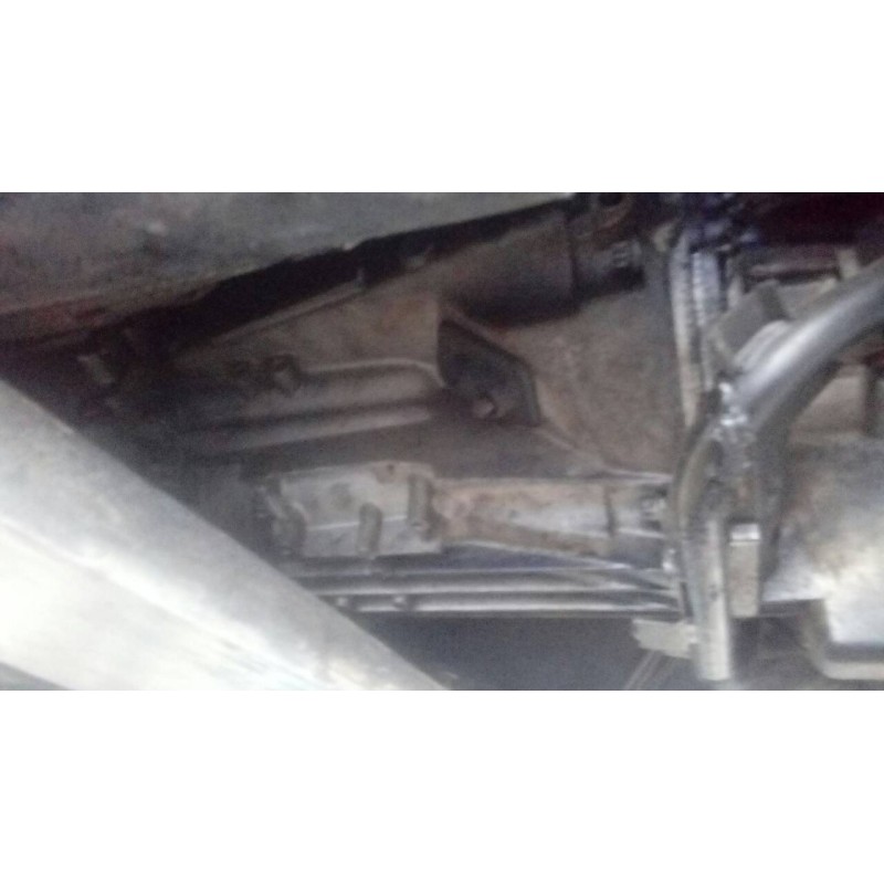 mercedes-benz clase c (w203) berlina del año 2001