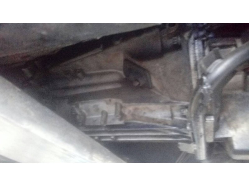 mercedes-benz clase c (w203) berlina del año 2001