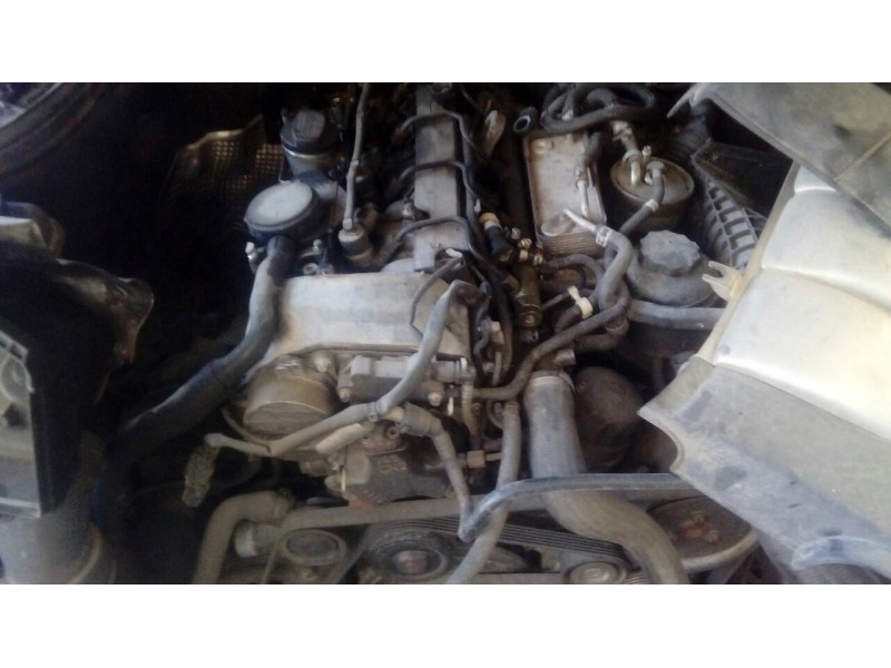 mercedes-benz clase c (w203) berlina del año 2001