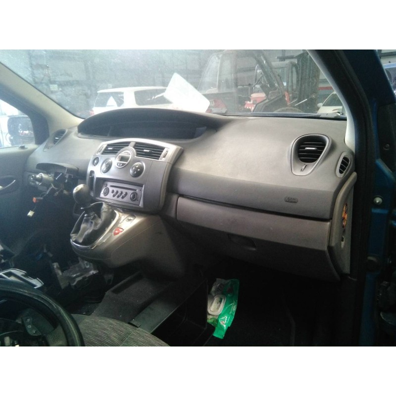 renault scenic ii del año 2007