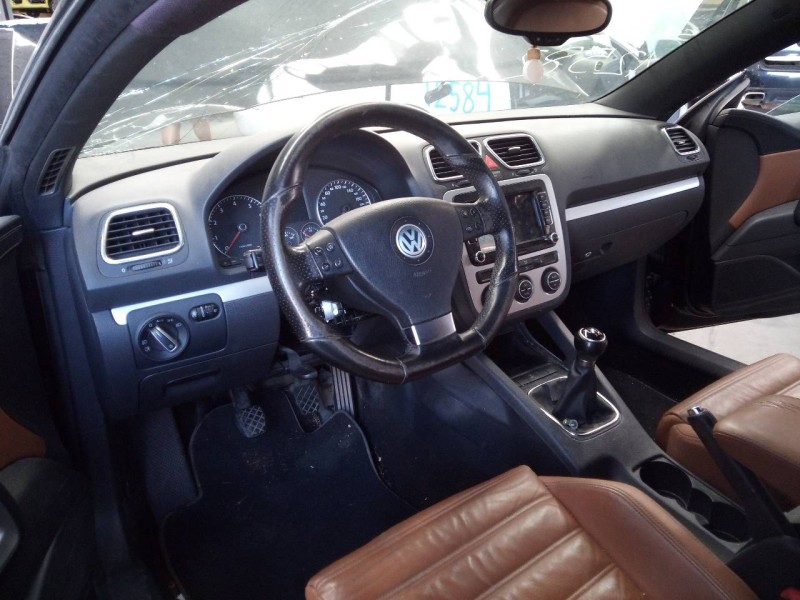 volkswagen scirocco (137) del año 2009