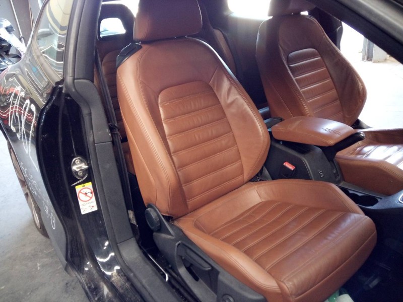 volkswagen scirocco (137) del año 2009