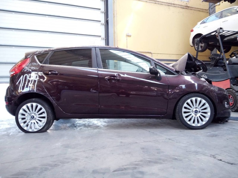 ford fiesta (cb1) del año 2010