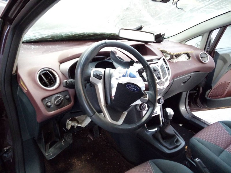 ford fiesta (cb1) del año 2010