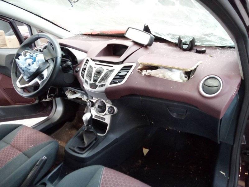 ford fiesta (cb1) del año 2010